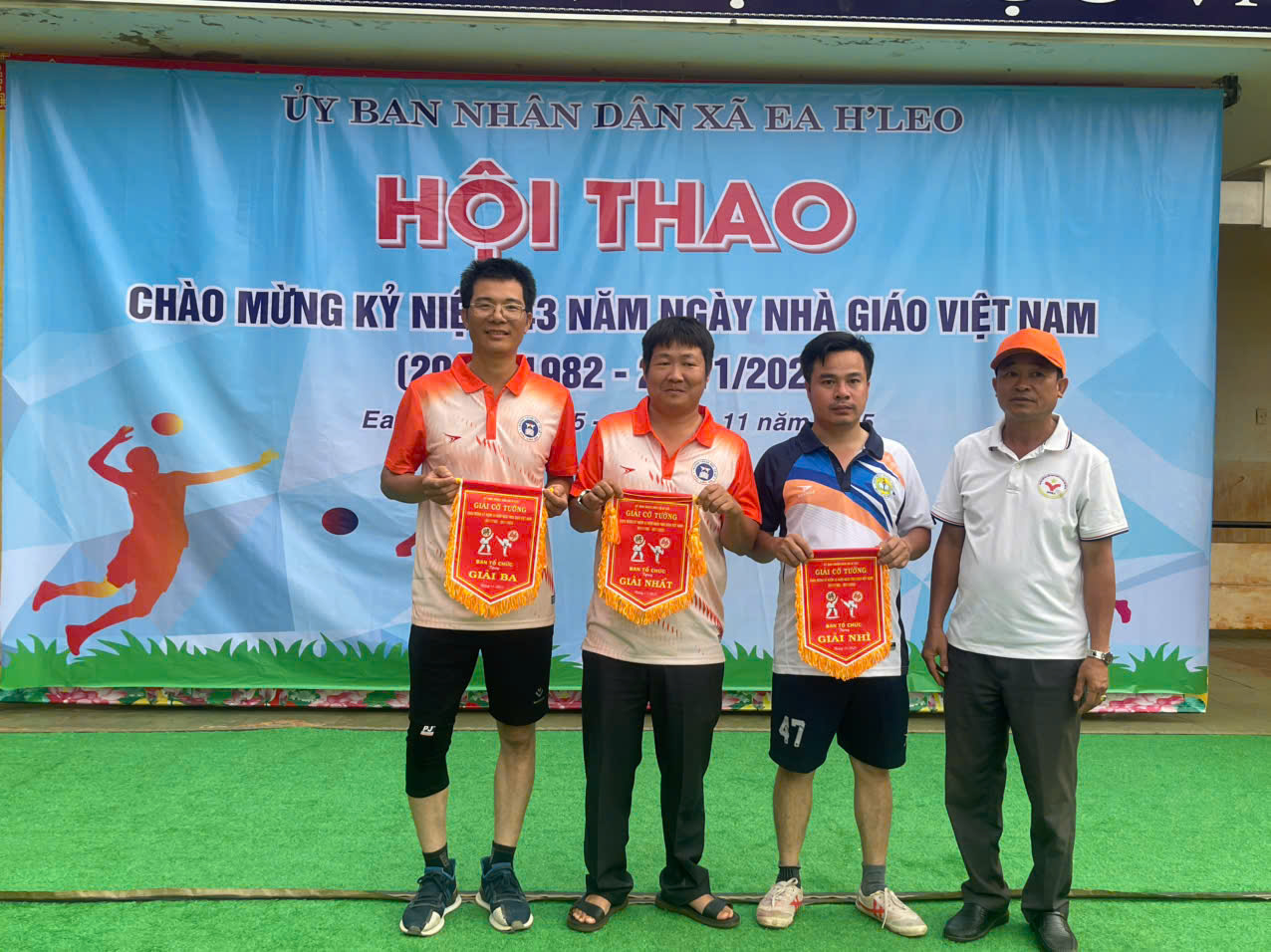 z7235842749373_213b8a851bf5f6f243f5ae0903225b31