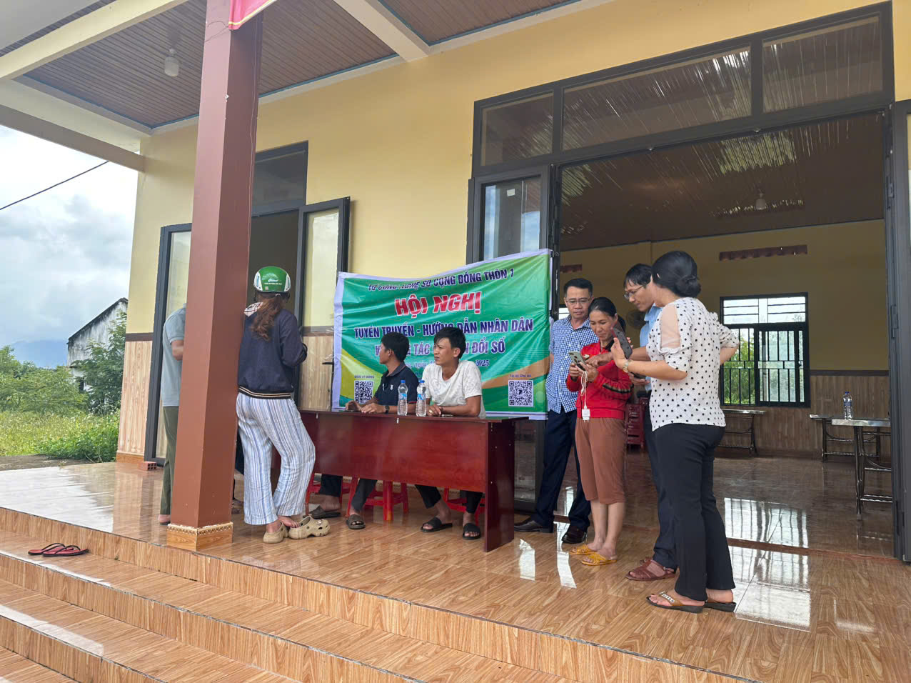 Thôn 1 Ea H'Leo: Ghi Dấu Ấn Trong Phong Trào "Bình Dân Học Vụ Số"