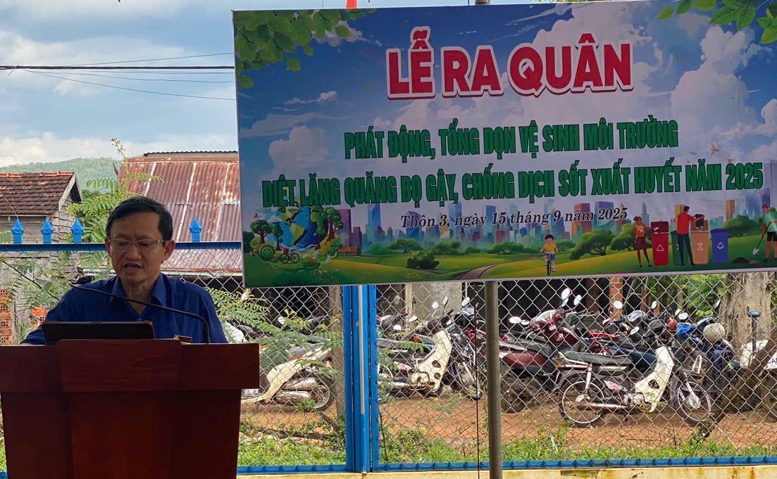 Xã Ea H’Leo ra quân phát động tổng vệ sinh môi trường, diệt lăng quăng bọ gậy phòng, chống dịch bệnh sốt xuất huyết năm 2025