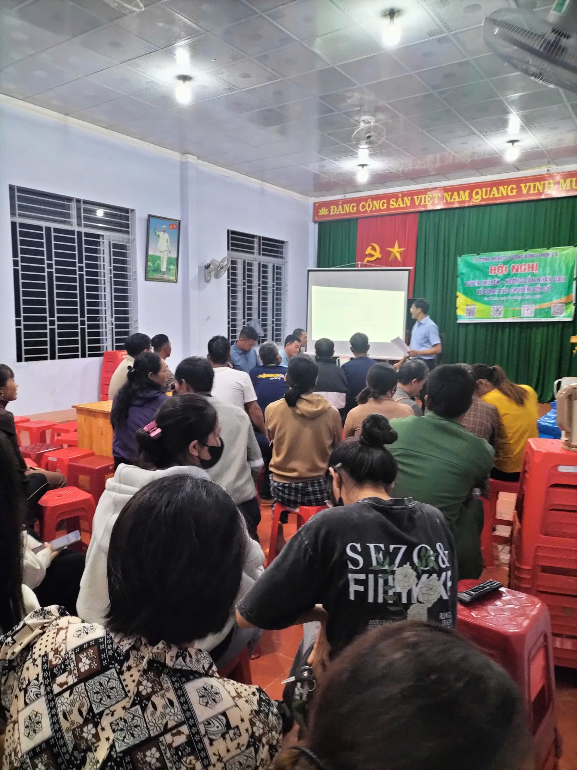 z7046271410324_5e3fc456d5a21868b1508d4407a93013