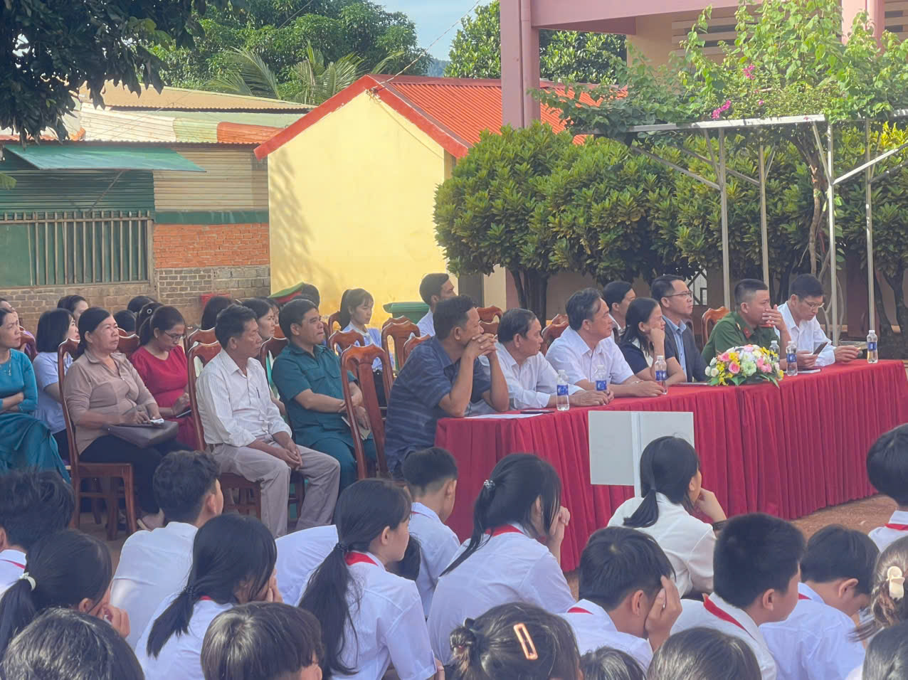 z7086087816429_ff570bd75eb56c257e9fb93a20811994