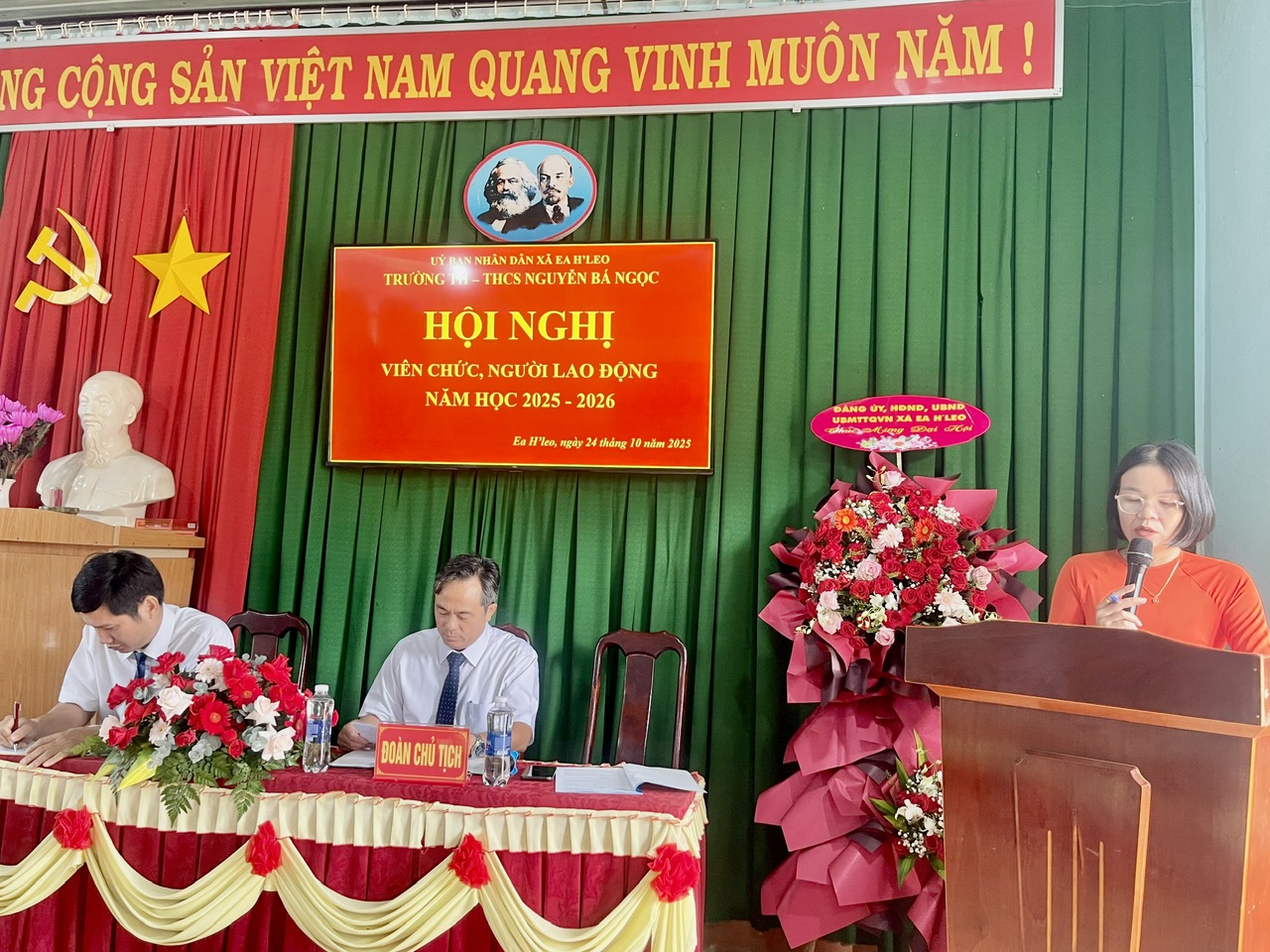 TRƯỜNG TIỂU HỌC VÀ TRUNG HỌC CƠ SỞ NGUYỄN BÁ NGỌC QUYẾT TÂM ĐẠT DANH HIỆU LAO ĐỘNG XUẤT SẮC TRONG NĂM HỌC 2025-2026